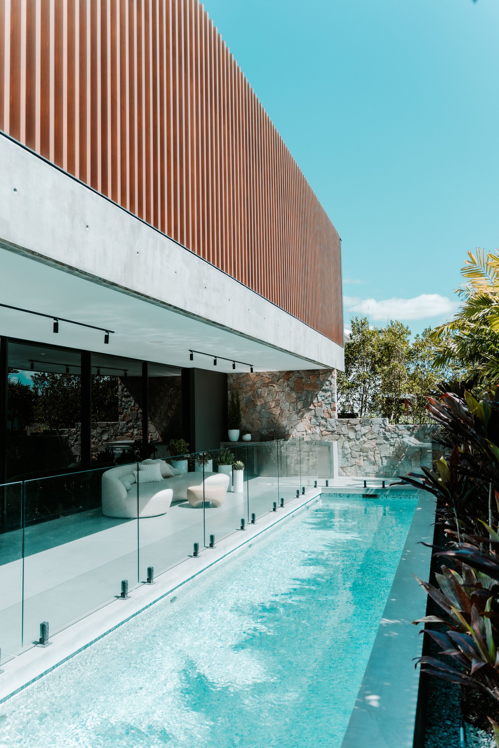 Mana Beach House exterior and pool