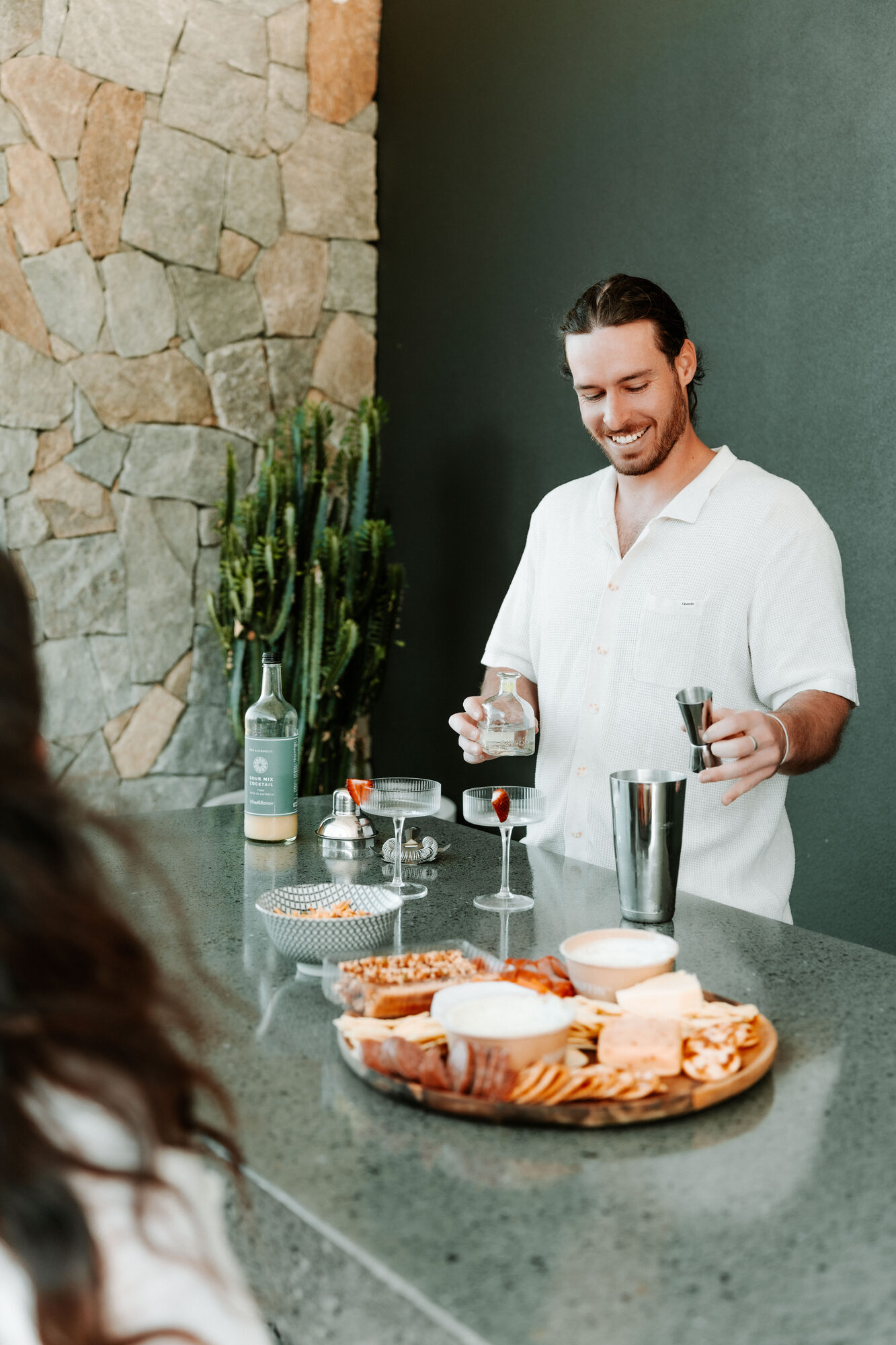 Outdoor Living — The bar, Mana Beach House