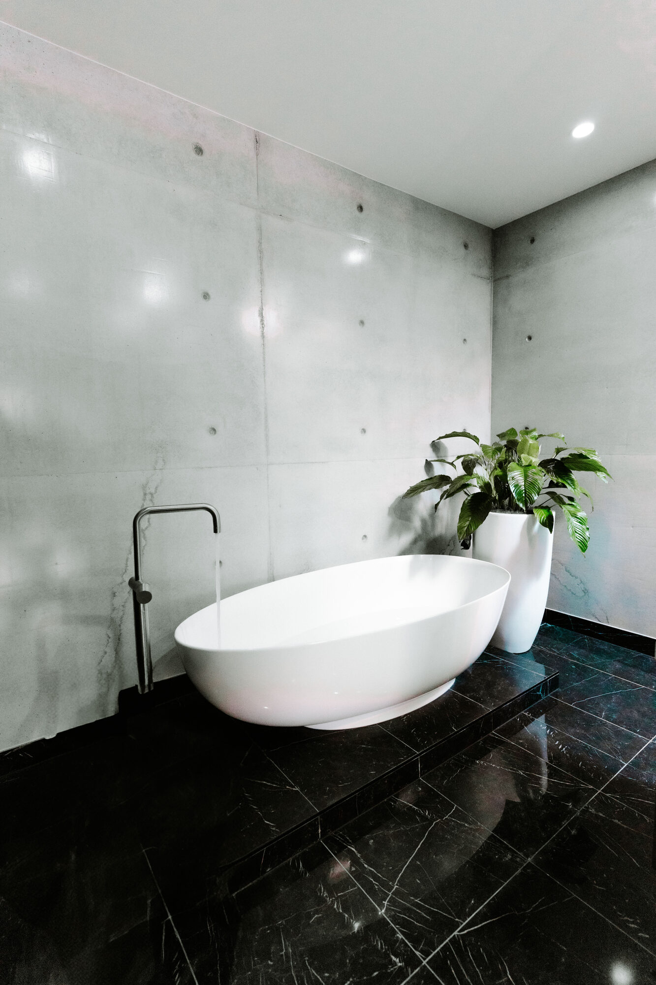 The Suites — Freestanding bath, Mana Beach House